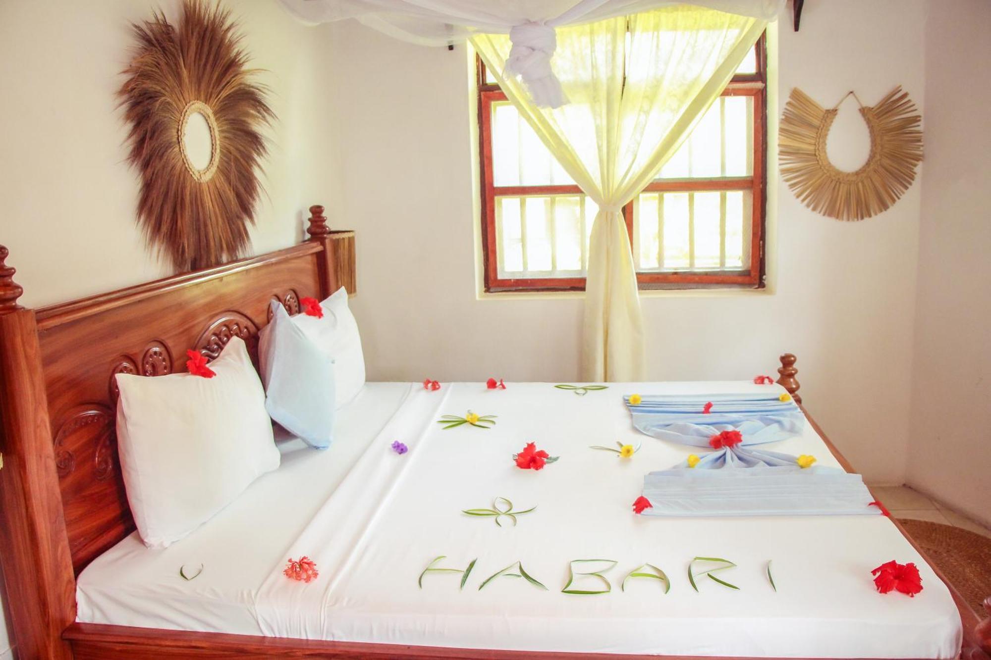Tiki Beach Club & Resort (Adults Only) Bwejuu Dış mekan fotoğraf