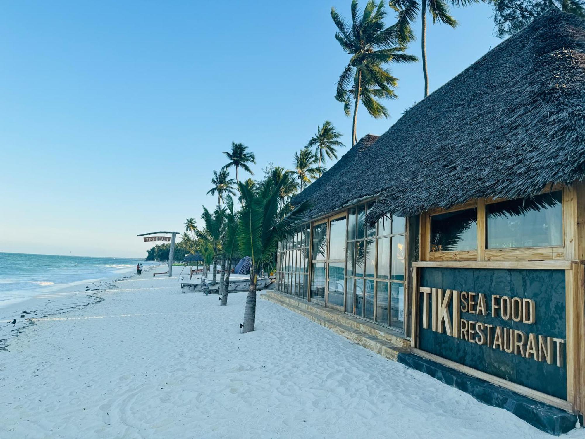 Tiki Beach Club & Resort (Adults Only) Bwejuu Dış mekan fotoğraf