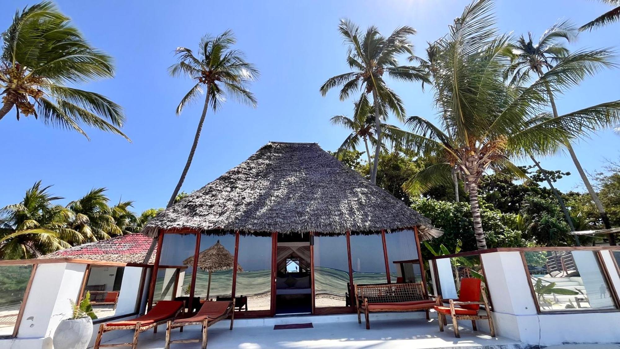 Tiki Beach Club & Resort (Adults Only) Bwejuu Dış mekan fotoğraf