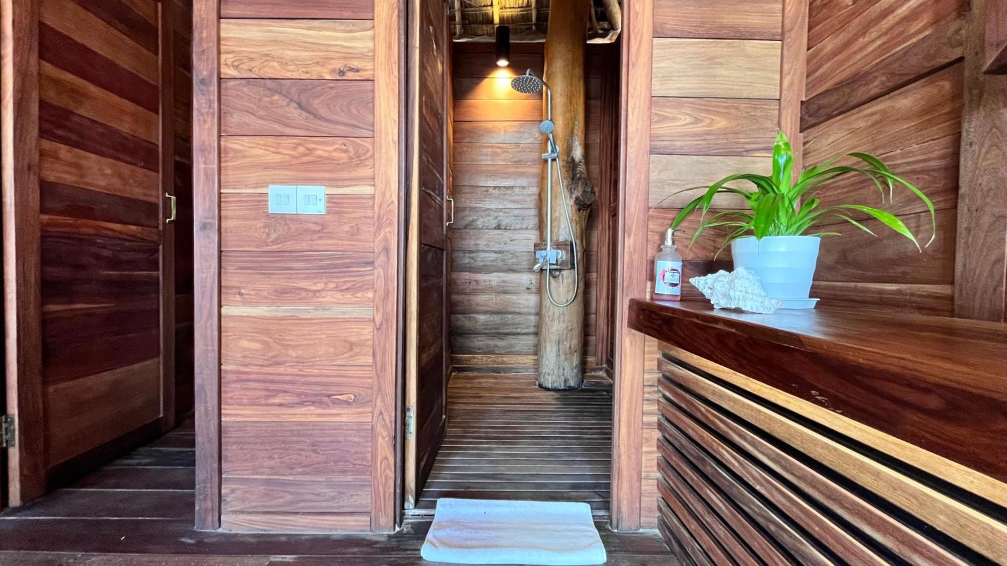 Tiki Beach Club & Resort (Adults Only) Bwejuu Dış mekan fotoğraf